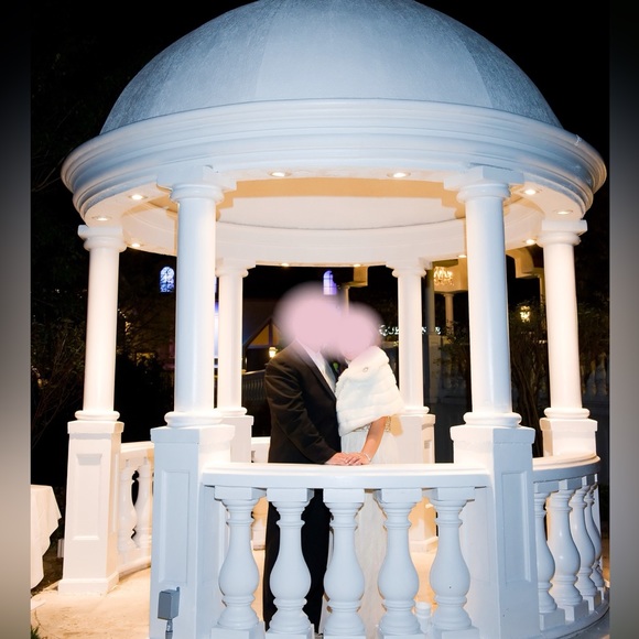 Faux fur jacket - Picture 6 of 6